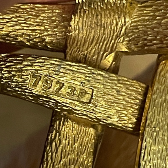 Boucher Brooch - Picture 4 of 5